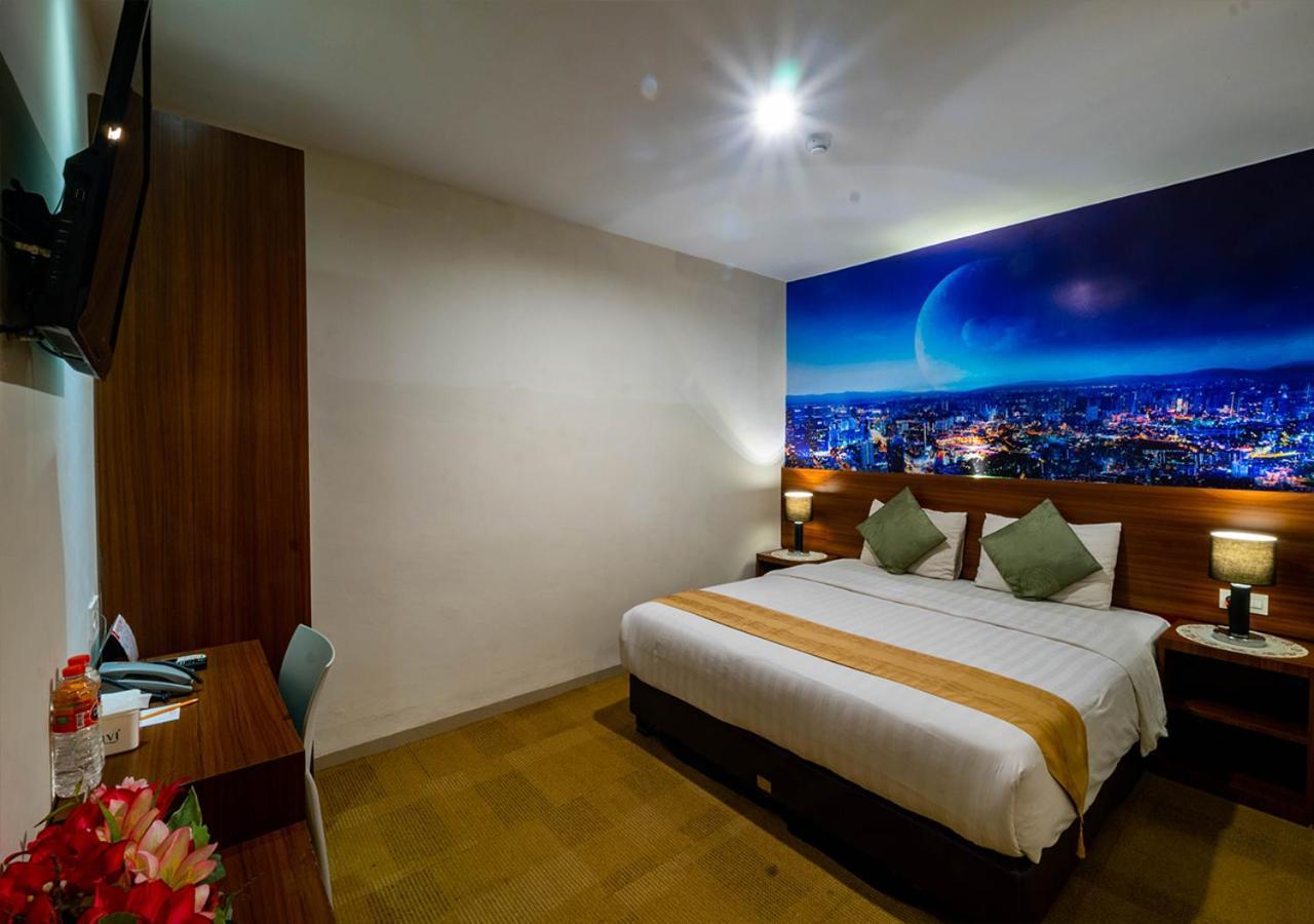 Miyanna Hotel Medan Exterior foto