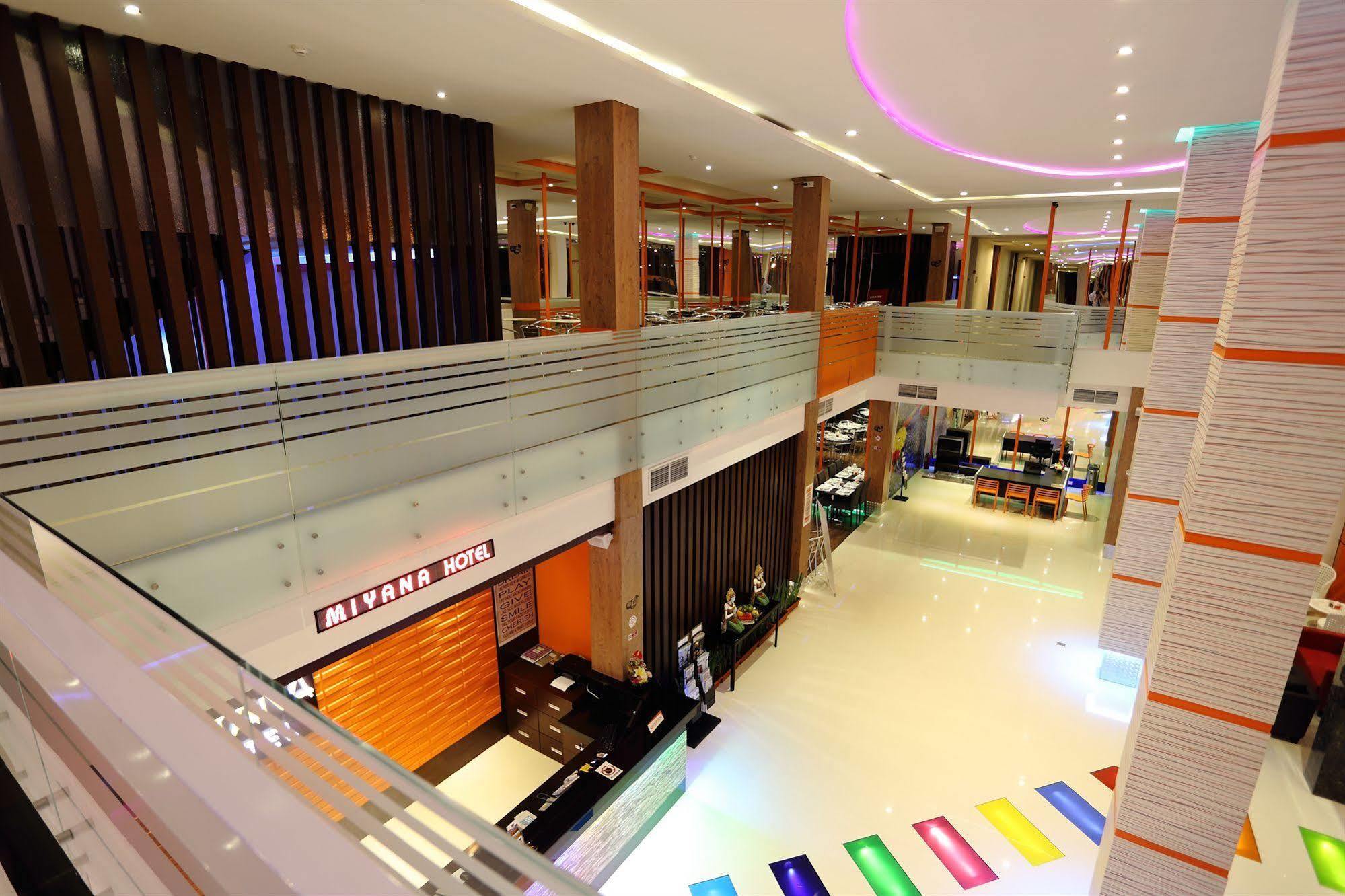 Miyanna Hotel Medan Exterior foto